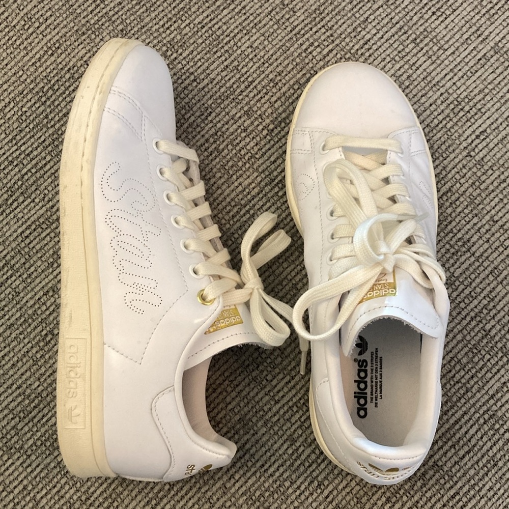 Adidas Stan Smith Sneakers Casual Shoe White Gold 7.5 men/9 women - Picture 3 of 16